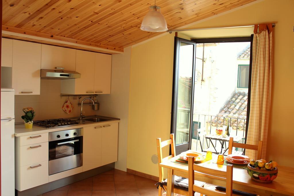 Gaia Holidays Apartment Cefalu Exterior photo