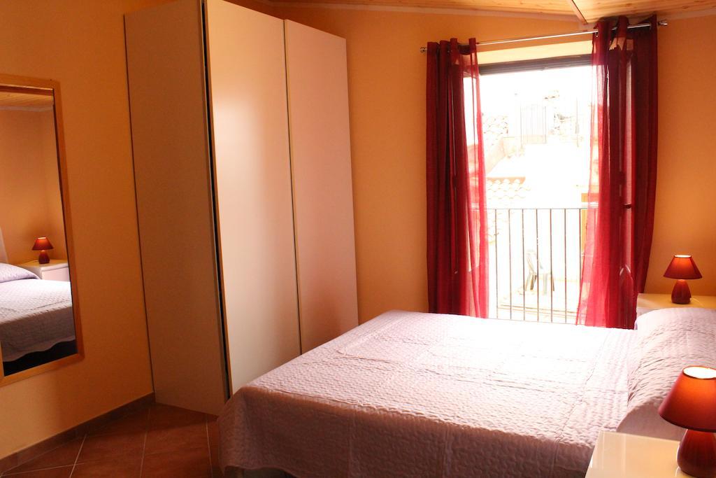 Gaia Holidays Apartment Cefalu Room photo